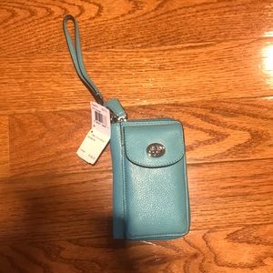 Coach Campbell Leather Universal Zip Wallet F50070
